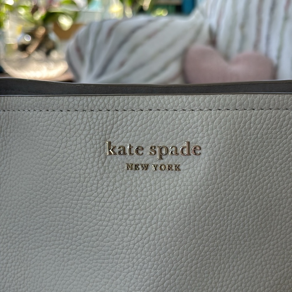 Kate Spade Cream Shoulder Bag - Picture 5 of 14